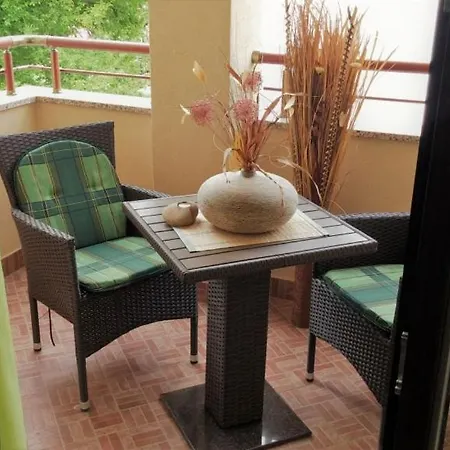 Studio In With Balcony, Air Conditioning, Wifi Rovinj